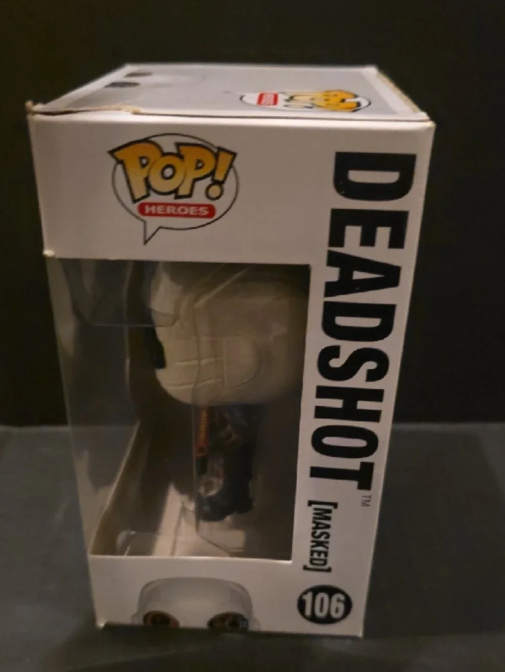 Funko Pop! Heroes Deadshot Masked Vinyl Figure - White, Red & Black - Picture 3 of 6